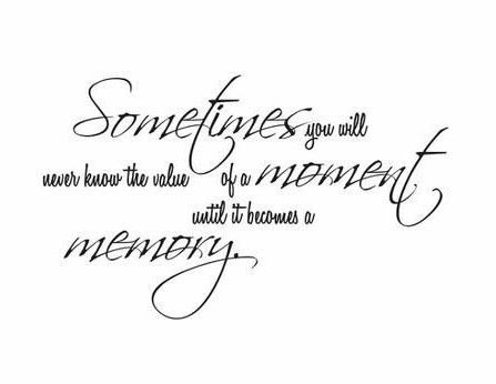 Atrapasueños Tattoo, Thigh Tattoo Quotes, Memorial Tattoo Quotes, Memory Quotes, Good Tattoo Quotes, Wall Lettering, Small Quote Tattoos, Meaningful Tattoo Quotes, Memorial Tattoo