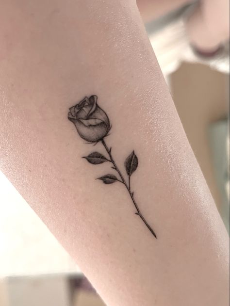 Fineline tattoo, rose tattoo, dublin, ireland, heartbreak social club Fineline Rose Tattoo, Rose Tattoo Leg, Rosary Bead Tattoo, Tattoo Dublin, Basic Tattoos, Rose Tattoos For Women, Pink Tattoo, Small Rose Tattoo, Fineline Tattoo