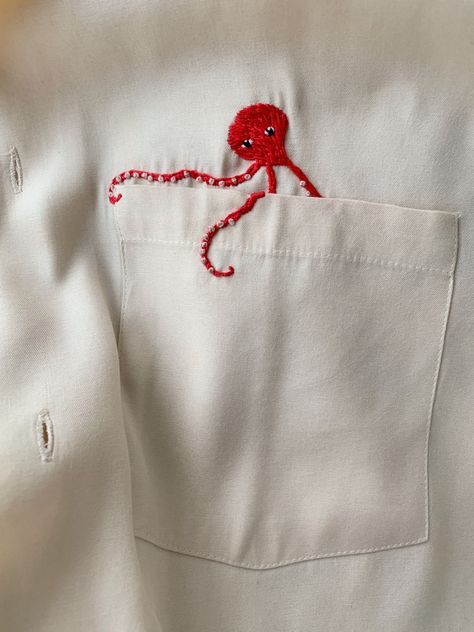 Hand Embroidered Shirt Ideas, Men Embroidery, Embroidery Designs For Men, Diy Embroidery Shirt, Classy Outfits Men, Diy Clothes Design, Cute Embroidery, Shirt Embroidery, Embroidery Patches