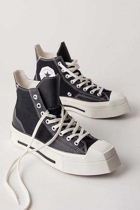 Chuck 70 De Luxe Squared Sneakers Shoe Goals, Chic Sneakers, Converse Chuck 70, Luxe Life, Chuck 70, Fashion Fits, Converse High Tops, Converse Chuck, Sneaker Shopping