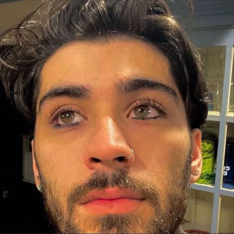 Zayn Malik Instagram, Zayn Malik Eyes, Harry Styles Casual, Zayn Malik Photoshoot, Robert Patterson, Zayn One Direction, Zany Malik, Zayn Malik Photos, Zayn Malik Pics