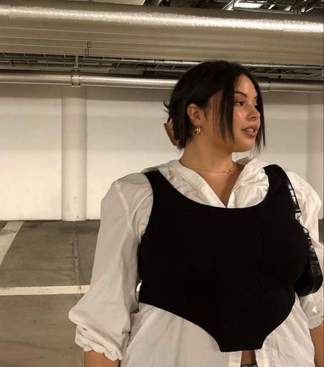 Plus Size Baddie Outfits, Curvy Outfits, Basic Outfits, Corset Top, Cute Tops, Big Size, How To Look Pretty, Fashion Inspo Outfits, Streetwear Fashion