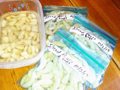 How to Freeze Apples and Pears – Haphazard Homemaker Freezing Pears, Recipe Using Pears, How To Freeze Apples, Freeze Apples, Laying On The Ground, Pear Muffins, Freezing Fruit, Freezing Vegetables, Freezing Apples