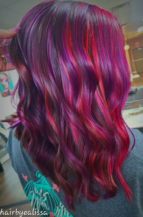 Magenta And Purple Hair Color Combos, Red Hair With Pink And Purple Highlights, Red And Purple Streaks Hair, Purple Hair Red Highlights, Purple Hair With Red Highlights, Pink Purple Red Hair, Red And Purple Hair Color Ideas, Red With Purple Highlights, Red Hair With Purple Highlights