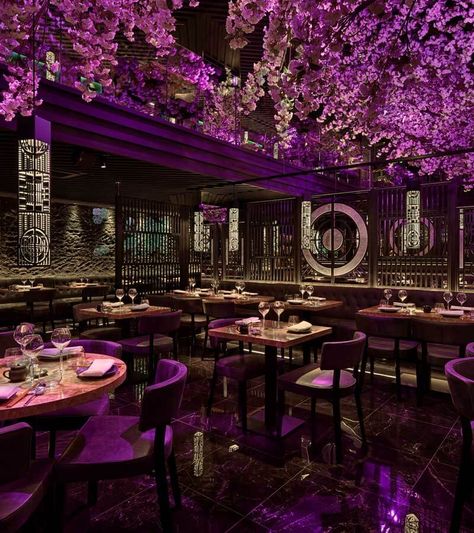 Tattu – Tattu Restaurant & Bar Modern Restaurant Design, Bar In Casa, Bar Design Awards, Fancy Restaurants, Luxury Restaurant, Restaurant Lighting, Modern Restaurant, Bar Interior, Lounge Design