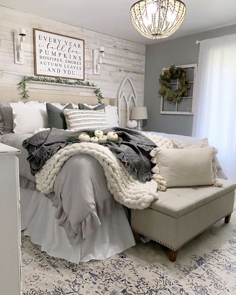 Chelsea🌿 on Instagram: “Well...the weekend flew by per usual! I ordered this new grey bedding from Target on sale and the bedskirt from Amazon. For an extra flowy…” Farmhouse Bedding, Farmhouse Bedroom Decor, Bedrooms Decor, Chic Bedroom, Grey Bedding, Remodel Bedroom, Farmhouse Bedroom, Master Bedrooms Decor, Bedroom Decorating