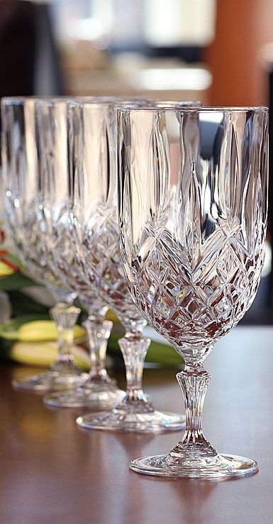 Black Tie Wedding Table, Waterford Crystal Patterns, Crystal Dinnerware, Beverage Glasses, Crystal Goblets, Crystal Stemware, Crystal Pattern, Wedding Glasses, Crystal Glassware