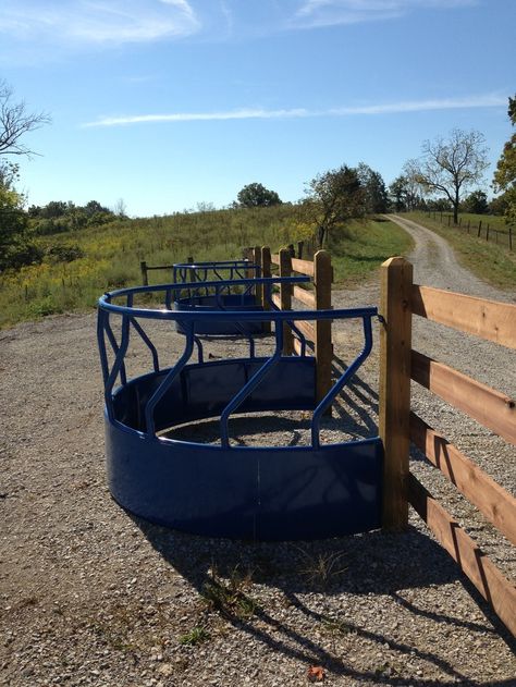 Horse Feed Storage, Pasture Shelter, Horse Farm Ideas, Barn Hacks, Diy Horse Barn, Horse Barn Ideas Stables, Paddock Paradise, Horse Barn Plans, Horse Fencing