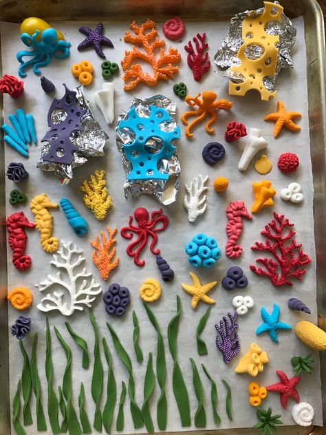 Ocean Cake Birthday, Sea Cakes Birthday, Ocean Cakes For Kids, Ocean Clay Ideas, Sea Cake Ideas, Sea Fondant Cake, Sea Creature Cake, Ocean Cake Ideas, Sea Animals Cake