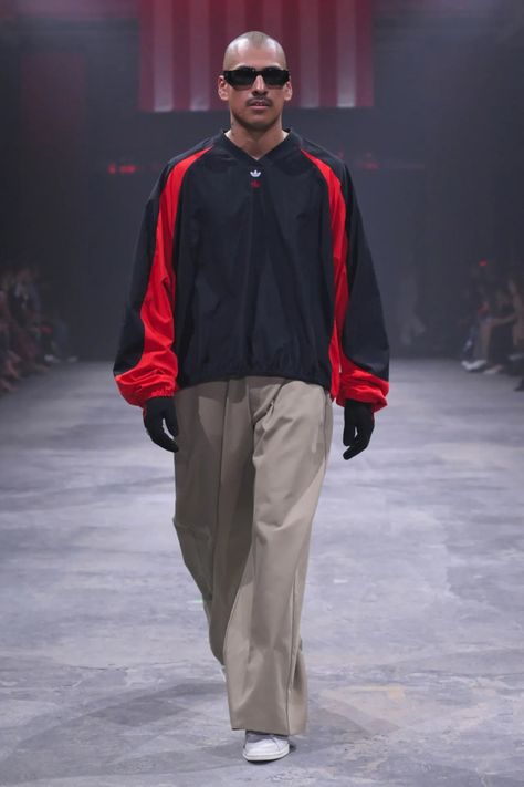 Willy Chavarria Spring 2025 Ready-to-Wear Runway, Fashion Show & Collection Review [PHOTOS] Willy Chavarria 2024, Fall Streetwear, Male Beauty, Business Fashion, Fashion Show Collection, New York Fashion, New York Fashion Week, J Crew, Fashion News