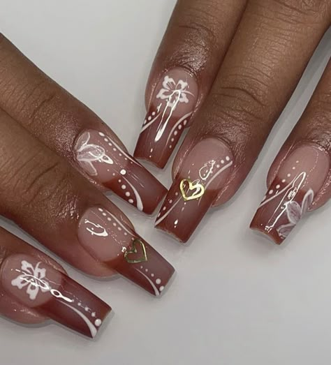 Y2k Nail Designs Acrylic, Brown French Tip Nails With Design, Filipino Nail Designs, Earthy Nails Acrylic Short, Earthy Nails Designs Square, Earthy Aesthetic Nails, Jhene Aiko Nail Ideas, Brown Nails Acrylic Flowers, Puerto Rico Inspired Nails