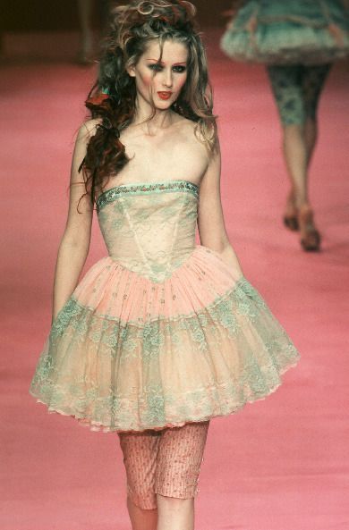 Runway Fashion Couture, Runway Outfits, Mode Inspo, Ever After High, Mode Vintage, Looks Vintage, Runway Looks, Fancy Dresses, Couture Fashion