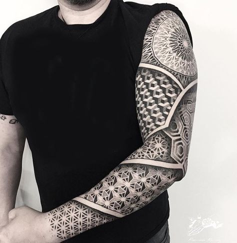 Full geometric sleeve with clean patterns and ideas Geometric Pattern Tattoo, Stammestattoo Designs, Geometric Tattoo Sleeve Designs, Mangas Tattoo, Geometric Sleeve Tattoo, Illustration Tattoo, Muster Tattoos, Geometry Tattoo, Geometric Sleeve