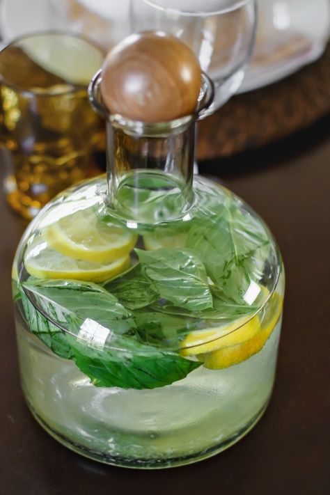 Lemon Basil Water, Themed Dinner Party Ideas, Italian Themed Dinner Party, Italian Themed Party, Italian Dinner Party Decorations, Italian Christmas Dinner, Basil Water, Themed Dinner Party, Italy Party