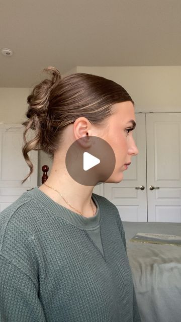 Elsie Joy on Instagram: "Attempting a Slick Back Bun 

I have no idea why the end is in slow mo but oh well 😅 It turned out pretty good!! 

-
-
#lifestyle #contentcreator #vlog #slickbackponytail #slickbackbun #slickbackhair #hairstyle #hair #beauty #reels #explore" Slick Back Bun, Slicked Back Ponytail, Slicked Back Hair, Slick Back, Oh Well, Face Hair, Pretty Good, Hair Nails, Turn Ons