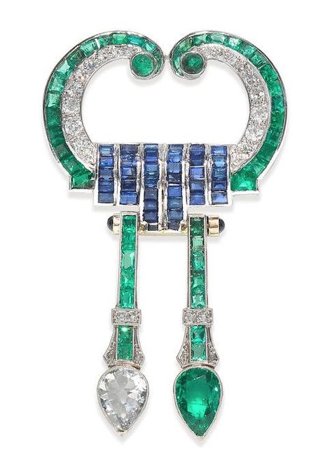 CARTIER | AN ART DECO EMERALD, SAPPHIRE AND DIAMOND BROOCH, CIRCA 1925 AND LATER. Emerald Pendants, Art Deco Emerald, Premier Jewelry, Antique Jewelry Box, Diamond Decorations, Jewelry Workshop, Cartier Jewelry, Art Nouveau Jewelry, Diamond Brooch