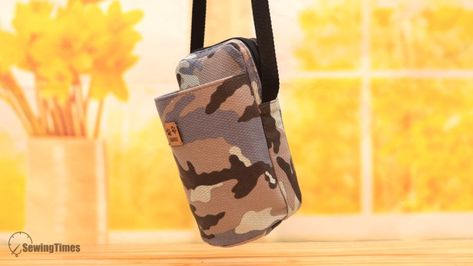 DIY Multi Pocket Bag – diy pouch and bag with sewingtimes Diy Pouch, Diy Water Bottle, Bottle Sling, Pouch Diy, Diy Water, Diy Tote Bag, Travel Diy, Mini Pouches, Bottle Bag