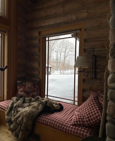 heavenly-grace Homestead Aesthetic Bedroom, Fall Cozy Cabin, Winter Cabin Aesthetic Interior, Woodsy Home Aesthetic, Winter Cottage Interior, Colorado Home Aesthetic, Cabin Aesthetic Interiors, Winter Cabin Interior, Winter Home Aesthetic