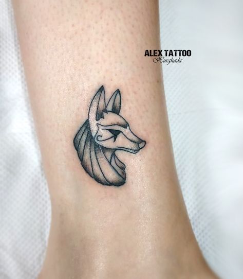 Tiny Egyptian Tattoo, Small Anubis Tattoo, Tattoo Bil, Seth Tattoo, Stencil Outline Tattoo, Egypt Tattoos, Egyptian Tattoo For Women, Hips Tattoo, Tattoo Anubis