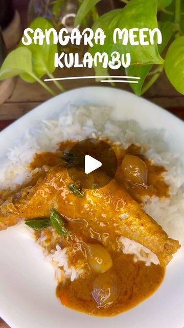 Vandana samayal on Instagram: "SANGARA MEEN KULAMBU😋👌#meenkulambu#fish#curry#nonvegrecipe  Ingredients: Coriander seeds-2teaspoon Cumin seeds-1 teaspoon  Pepper-1 teaspoon  Fenugreek seeds-1/2 teaspoon  Red chillies-5nos. Curry leaves-10 nos.  Grated coconut-1/2 cup Turmeric powder-1/4teaspoon Red chilli powder/kulambupodi-1tablespoon Garlic-4 Tamarind Salt Oil-2 teaspoon  Small onions-10  Tomato-2 nos. Water-1 cup SANGARA fish -1/2 kg Sangarameenkulambu#mednkulambu# fish#redsnapper#curry#kulambu#foodie#foodstagram#foodreels#nonveg#recipes# trending#fishcurry#meenkulambu#seafood#food#" Fish Kulambu, Nonveg Recipes, Tandoori Recipes, Kulambu Recipe, Red Chilli Powder, Cumin Seeds, Turmeric Powder, Fish Curry, Fenugreek Seeds