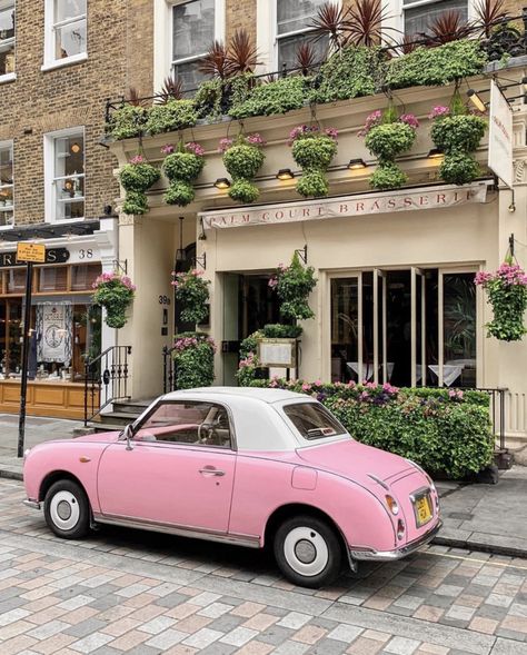 Pink Figaro, Kawaii Pastel Aesthetic, Old Fashioned Cars, Pink Cars, Aesthetic Cars, Vintage Automobiles, Old Vintage Cars, Twenty Twenty, Pink Lifestyle