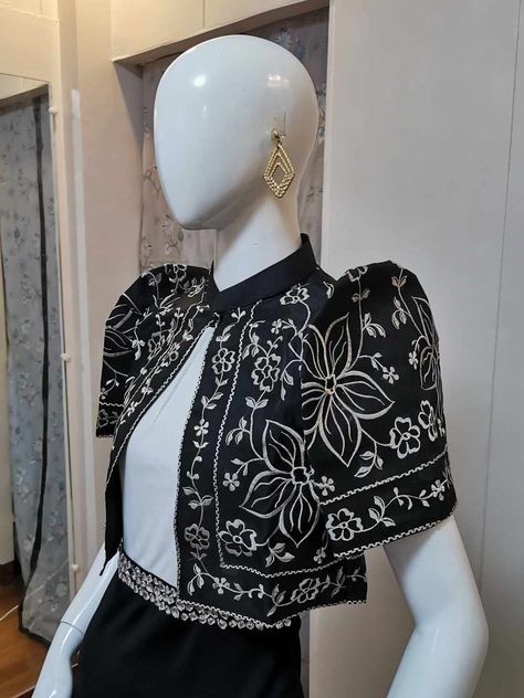 Filipino Traditional Clothing, Modern Filipiniana Dress, Filipino Clothing, Black Bolero, Mother Of The Bride Suits, Filipino Wedding, Filipino Fashion, Modern Filipiniana, Fashion Design Classes