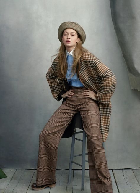 Vogue Poses, Mode Poses, High Fashion Poses, V Model, Check Please, Mode Editorials, Fashion Model Poses, 사진 촬영 포즈, Annie Leibovitz