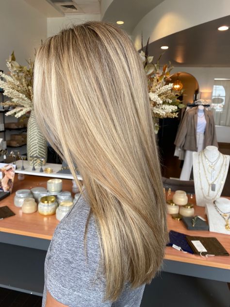 root tap : 7n + 7m toner : 9nb + 9p Blended Roots Blonde Balayage, Blonde Hair With Root Tap, Blonde With Root Tap, Root Tap Blonde, Root Tap, Blond Highlights, Warm Blonde Hair, Crescent Lake, Blonde Roots