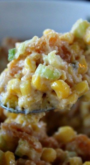 Hot Corn Salad Hot Corn Salad, Corn Sour Cream, Corn Recipes Side Dishes, Hot Corn, Corn Dishes, Delicious Appetizers, Corn Salad Recipes, Sock Dolls, Interesting Recipes