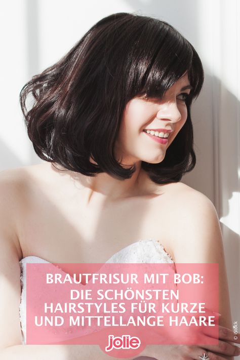 Auch mit kurzen Haaren lassen sich wundervolle Hochzeitsfrisuren stylen. Die schönsten Brautfrisuren mit Bob stellen wir dir hier vor. Hairstyles