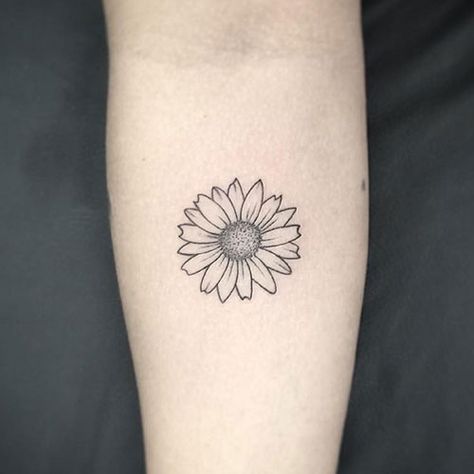 Small Sunflower Tattoo, Sunflower Tattoo Ideas, Sunflower Tattoo Thigh, Sunflower Tattoo Simple, Tattoo Ideas Simple, Sunflower Tattoo Sleeve, Sunflower Tattoo Shoulder, Cute Tattoos On Wrist, Flower Wrist Tattoos