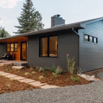 Mid Century Ranch Exterior Remodel, Mid Century Modern Ranch Exterior, Mid Century Ranch Exterior, Modern Black Exterior, Ranch Exterior Remodel, Modern Ranch Exterior, Midcentury Modern House Exterior, Midcentury Modern Exterior, Mid Century Modern House Exterior