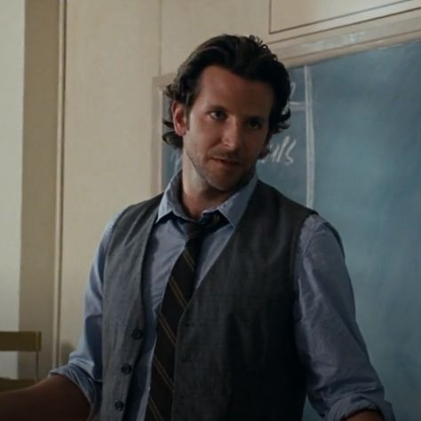 Phil The Hangover, Phil Wenneck Hangover, Phil Hangover, Bradley Cooper Young, Bradley Cooper Hangover, Phil Wenneck, Bradley Cooper Hot, The Scorch Trials, Bradley Cooper