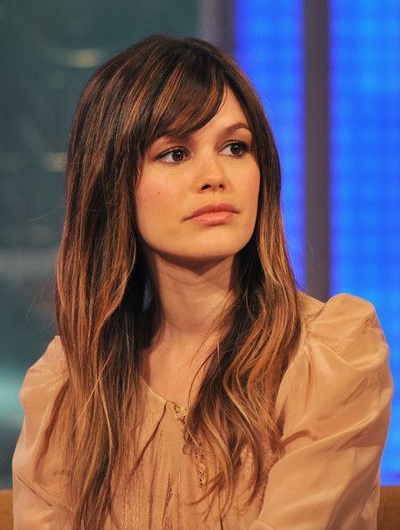 Rachel bilson long hair hairstyle brown natural highlights bangs Rachel Bilson Hair, Straight Hairstyle, Side Bangs Hairstyles, Fall Hair Cuts, Hair Styles 2014, Rachel Bilson, Wispy Bangs, Long Bangs, Long Hair With Bangs