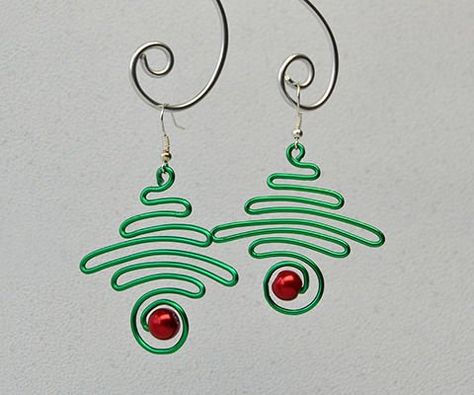 Wrapped Christmas Tree, Jewelry Design Ideas, Panda Hall, Wire Ornaments, Architectural Jewelry, Personalized Christmas Tree, Tree Earrings, Christmas Tree Earrings, Diy Wire Jewelry