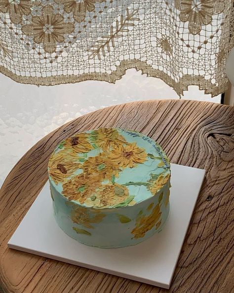 Van Gogh Cake, Gogh Cake, Monet Inspired, Funny Birthday Cakes, Pretty Dessert, Cute Baking, Creative Birthday Cakes, Painted Cakes, Pretty Birthday Cakes