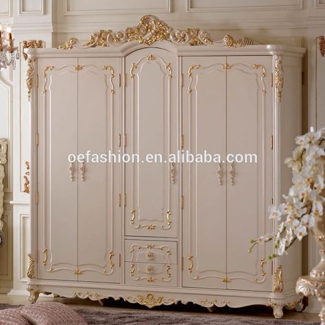 Pakistani Furniture, Home Furniture Bedroom, Storage Cabinet Bedroom, Custom Wardrobe, Victorian Rooms, Wardrobe Storage Cabinet, Solid Wood Wardrobes, Painted Wardrobe, Antique Wardrobe