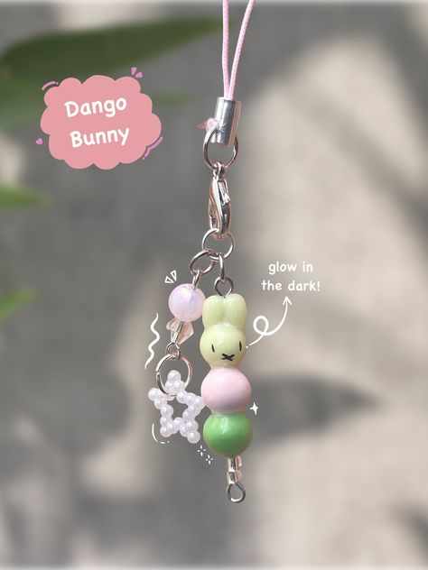 Clay Phone Charm, Charm Phone, Clay Things, Bunny Bags, Phone Charms, Cute Clay, Polymer Clay Charms, Clay Charms, Jewelry Inspo