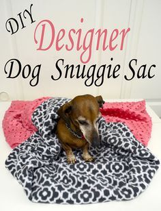 Dog Sleeping Bag Diy, Diy Dog Blankets, Diy Sleeping Bag, Dog Sleeping Bag, Dog Sewing Patterns, Dogs Diy Projects, Dog Clothes Diy, Sac Diy, Diy Dog Bed