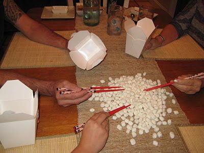 Minute to win it game; How many marshmallows can you pick up with chopsticks game...great kid's party game. Can use any type of small candy also. Xmas Games, Sushi Party, Youth Games, Minute To Win It Games, Minute To Win, Proposals Ideas, It Game, Holiday Games, Minute To Win It