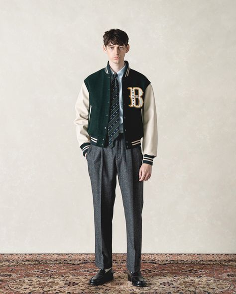 Varsity Jacket Outfit Mens, Varsity Jacket Outfit, Uniform Style, Varsity Letterman Jackets, Preppy Mens Fashion, Letterman Jackets, Ivy Style, Collegiate Style, Earth Color