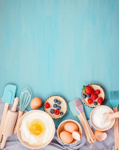 Baking utensils, cooking ingredients Pre... | Premium Photo #Freepik #photo #background Baking Wallpaper, Food Background Wallpapers, Cake Background, Cookies Dough, Cake Wallpaper, Menue Design, Culinary Classes, Cake Logo Design, Baking Art