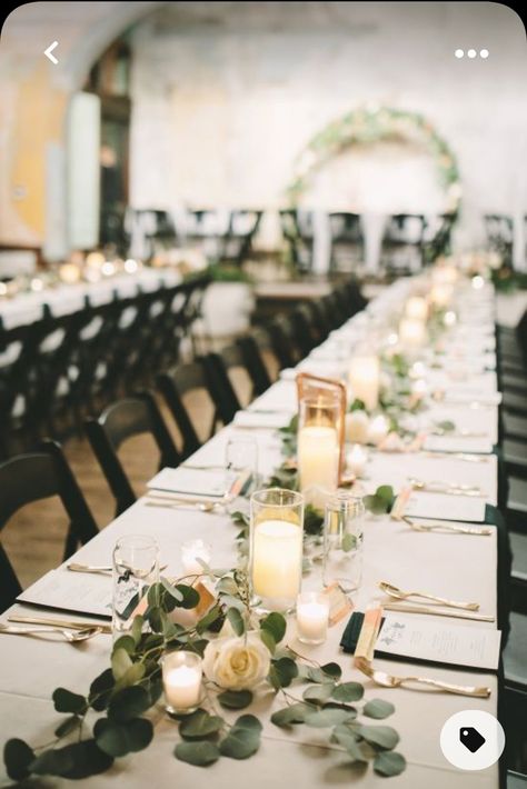 Long Table Greenery Wedding, Wedding Table Greenery And Candles, Wedding Long Table Decor, Wedding Long Table Decorations, Wedding Tablesetting, Outdoor Table Setting, Elegant Holiday Party, Eating Outside, Long Table Wedding