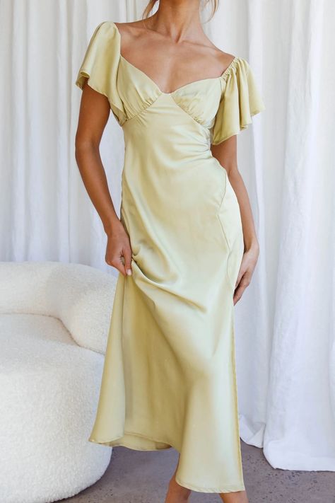 Shop the Park Avenue Flutter Sleeve Side Split Midi Dress Matcha | Selfie Leslie Matcha Color, Selfie Leslie, Yellow Bridesmaids, Red Bridesmaids, Blue Bridesmaids, Date Night Dresses, Mini Dress Casual, Park Avenue, It Girl