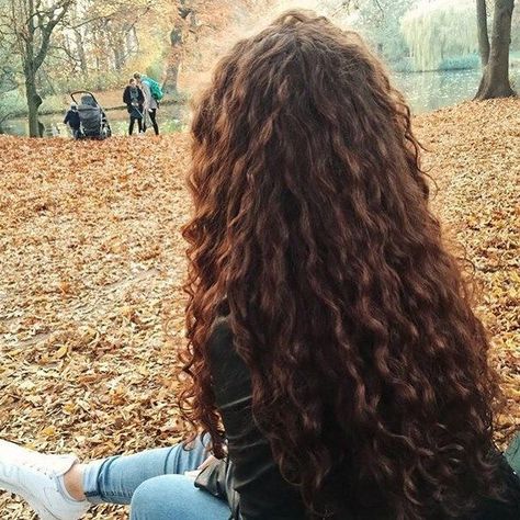 Long Face Hairstyles, Wavy Curly Hair, Curly Hair Inspiration, Short Hairstyle, Long Wavy Hair, Curly Hair Tips, Hair Long, Hair Photo, Grunge Hair