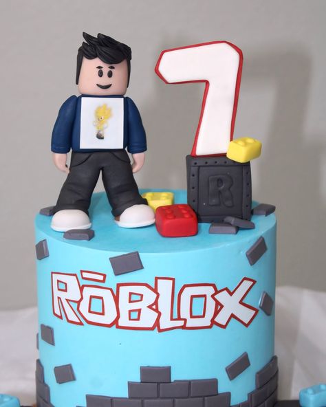 Roblox 🧱 . . #robloxcake #roblox #robloxgamer #cakedecorating #austincakes Roblox Cake Ideas For Boys, Roblox Birthday Party Ideas, Roblox Birthday Cake, 5th Birthday Boys, Roblox Cake, Lego Birthday, Cool Birthday Cakes, Boy Birthday Cake, Cakes For Boys