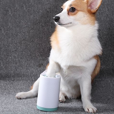 Mess-Free Paw Cleaning: Our Portable Dog Paw Cleaner is the ultimate solution for keeping your dog's paws clean and your house free from mud and dirt. Simply add water, insert the muddy paw, twist, dab it dry, and repeat for the remaining paws. Unique Jars, Feeling Healthy, Cleaning Buckets, Easy Pets, Paw Cleaner, Muddy Paws, Pet Cleaning, Public Places, Pet Paws