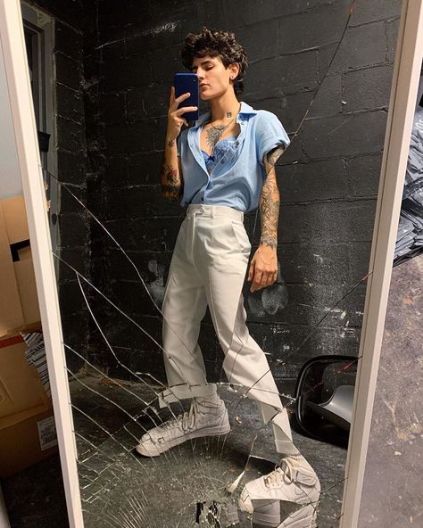 Vasiliki Halastaras, Gender Neutral Style, Masc Women, Masc Outfits, Pride Outfit, Androgynous Fashion, Comfortable Fashion, New Outfits, Spring Outfits