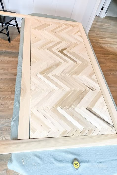 Headboard Herringbone, Diy Herringbone Headboard, Herringbone Headboard, Headboard Inspiration, Diy Wood Headboard, Diy Bed Headboard, New Bedding, Diy Bed Frame, Diy Headboards