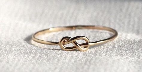 Cute Promise Rings, Infinity Knot Ring, Love Knot Ring, Infinity Knot, Gold Rings Stackable, Stack Ring, Gold Rings Fashion, Gold Ring Designs, Gold Ring Stack